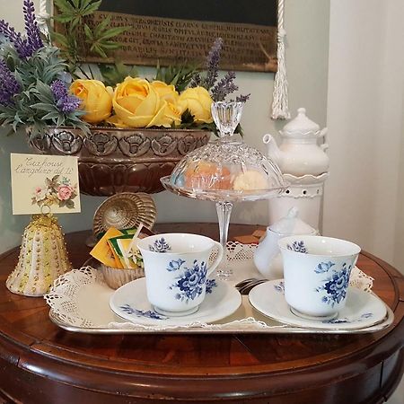 B&B Al Gazebo Верона Экстерьер фото